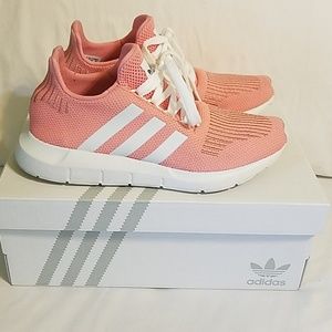 Women's Adidas Swift Run